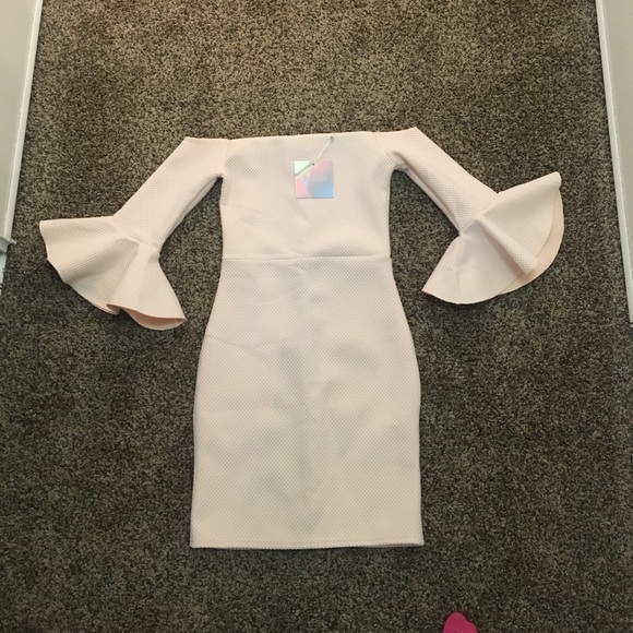 Missguided Bardot nude dress - Picture 4 of 4